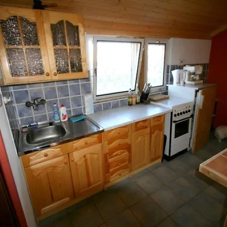 S Terasou 60m Od Vody Vakantiehuis *